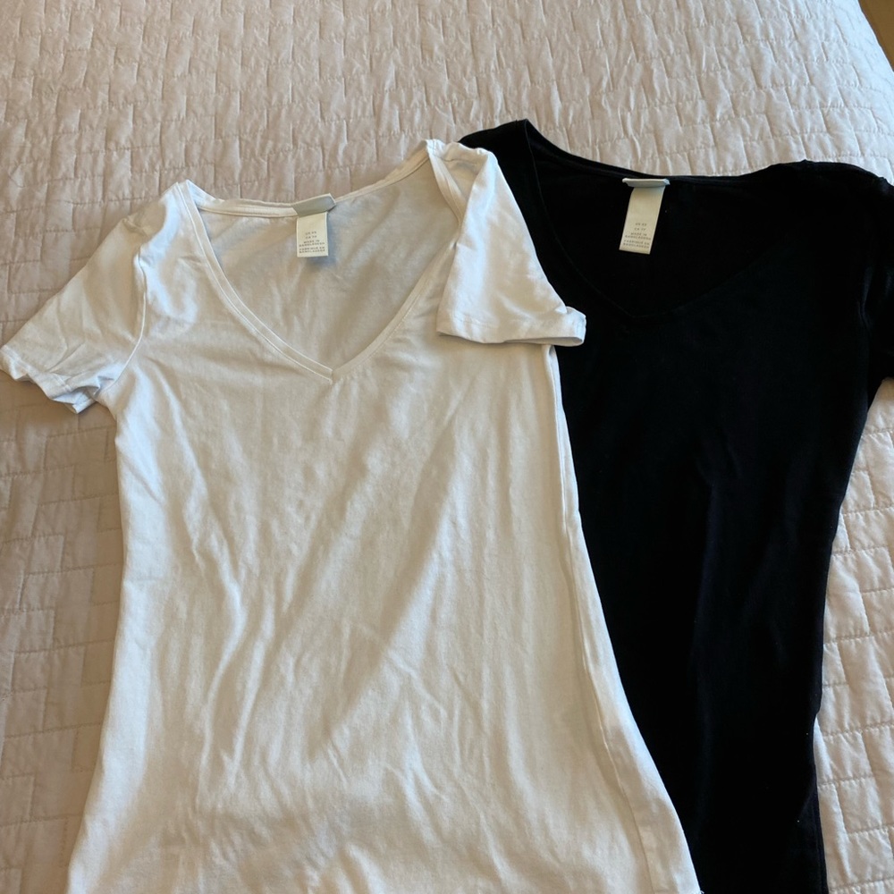 NWOT v-neck tees always flattering.